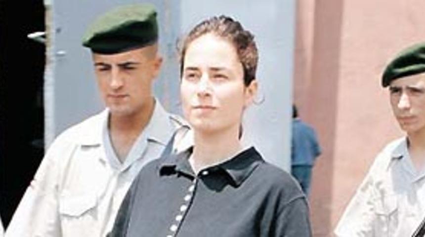 Bildiriyi imzalayanlara su&ccedil; duyurusu