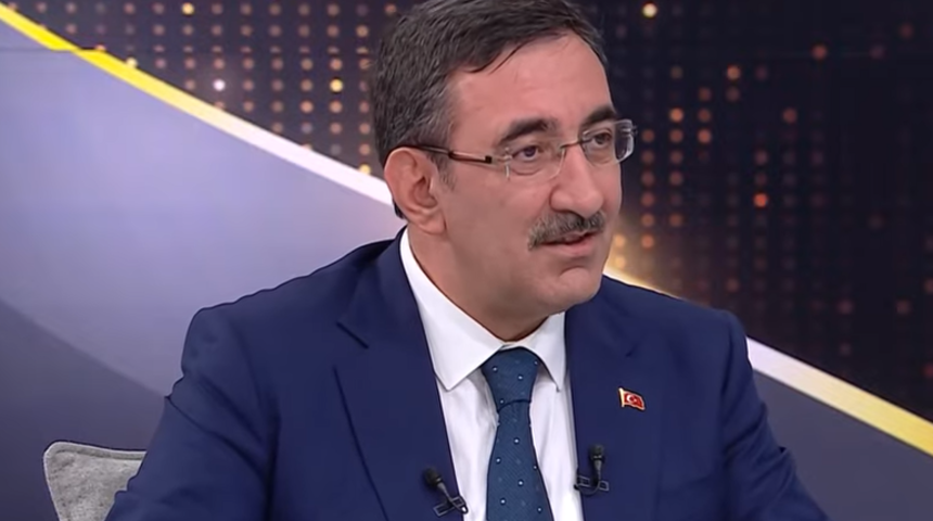 Yeni vergi artışları olacak mı? Cumhurbaşkanı Yardımcısı Cevdet Yılmaz canlı yayında açıkladı