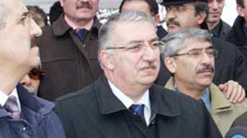 Memurlar 300 YTL 'iyileştirme' zammı istiyor