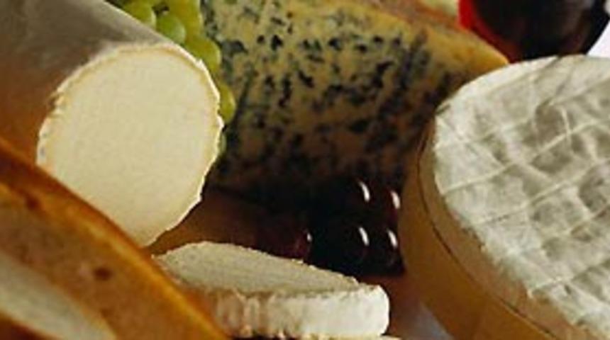 &Ccedil;iğ s&uuml;tten yapılan peynirlere dikkat