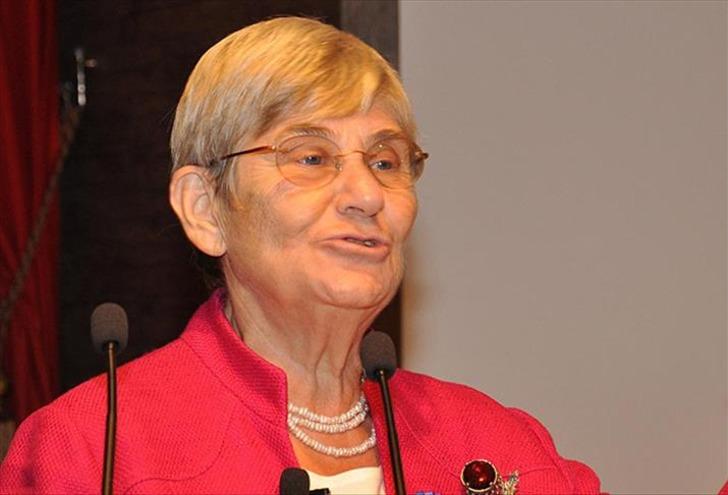 Canan Karatay'ın yasak listesi! Ağzınıza sürmeyin, meğer vücudu darmaduman ediyormuş G4