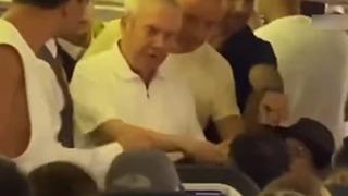 Aziz Yıldırım'ın bindiği uçakta kavga çıktı! ''Bak biz bu kavgaya bulaşmayalım''