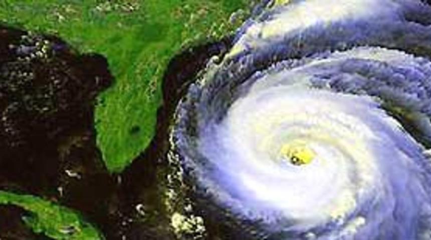 Beta Kasırgası 3. kategoriye ulaştı