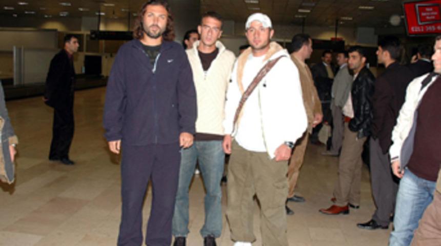 Evinde diş fır&ccedil;alarken yıldırım &ccedil;arptı