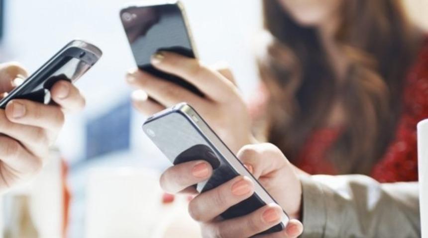 Öğrencilere vergisiz telefon satışı başladı mı, kimler yararlanabilir? ÖTV ve KDV’siz öğrencilere vergisiz telefon şartları!