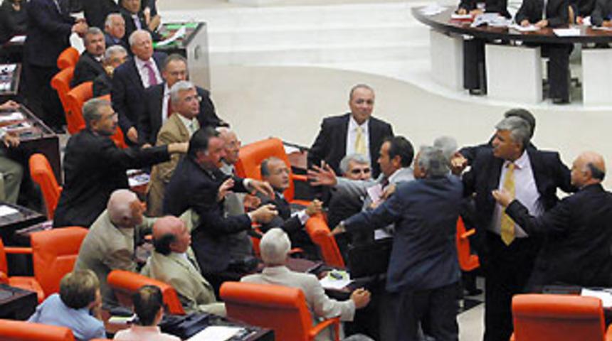 "Yabancı doktor" sinirleri gerdi