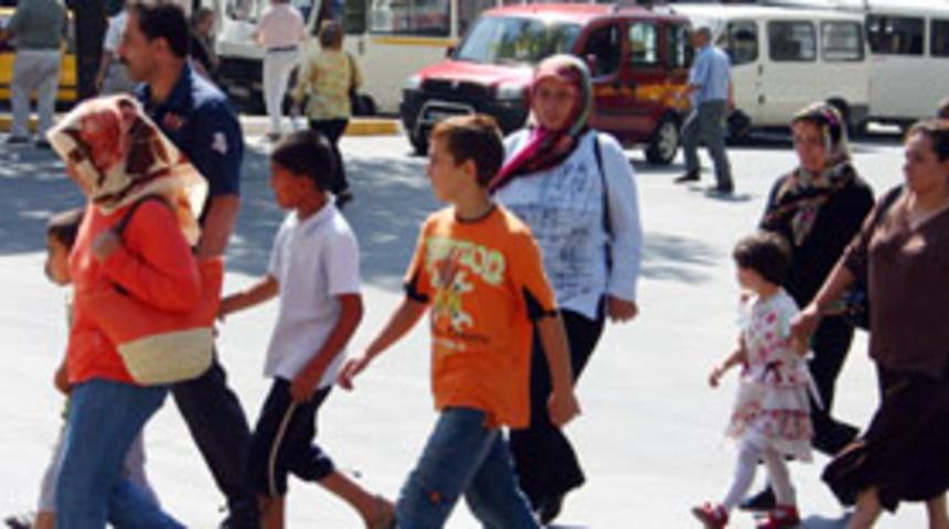 &Ccedil;ocuklara zihinsel engelli raporu verildi