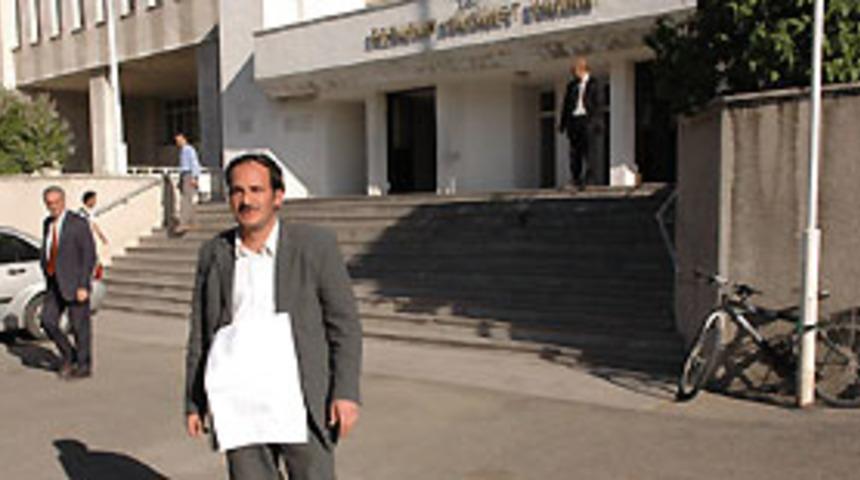 Kredi borcu i&ccedil;in b&ouml;breğini satıyor