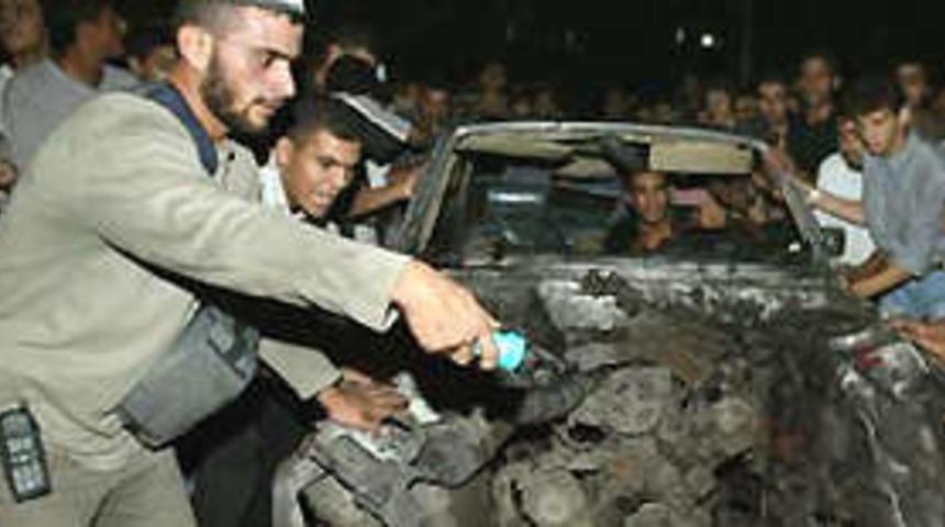 Gazze'ye israil hava saldırısı: 1 yaralı