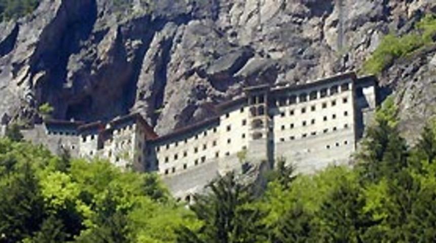 S&uuml;mela Manastırı restore edildi