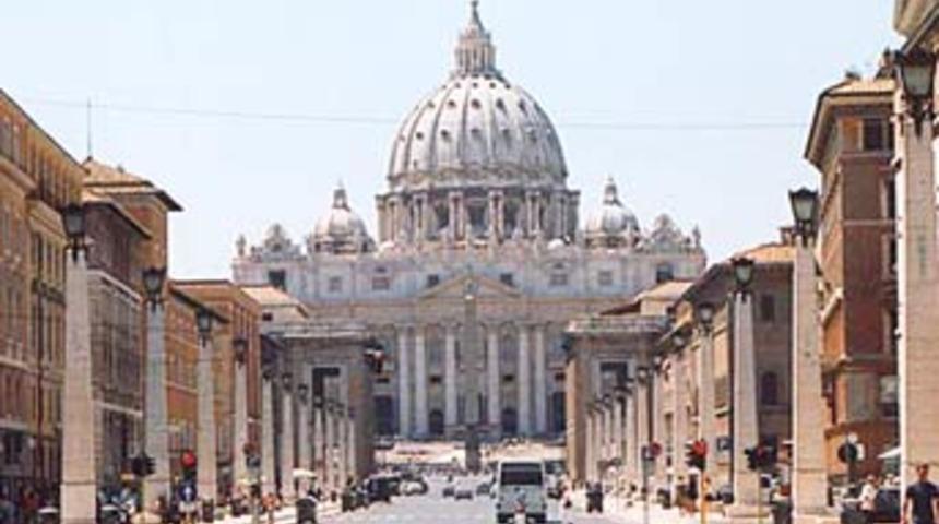 Vatikan Papa'nın seyahatini değerlendirdi
