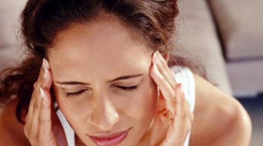 Gençlerde baş ağrısı "anevrizma" olabilir