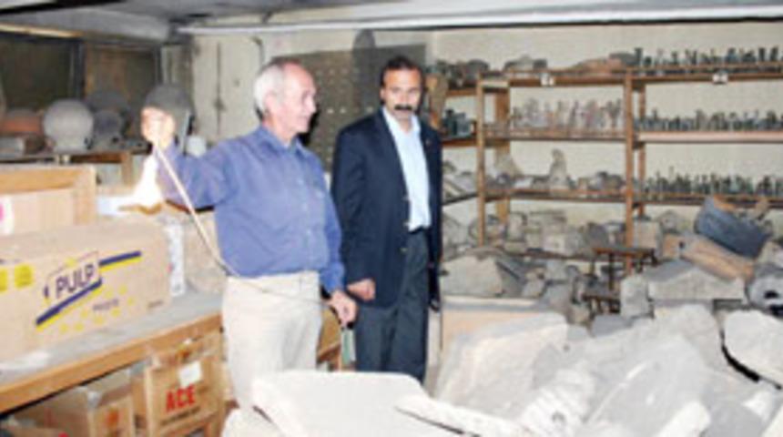 Uşak M&uuml;zesinde ikinci hırsızlık