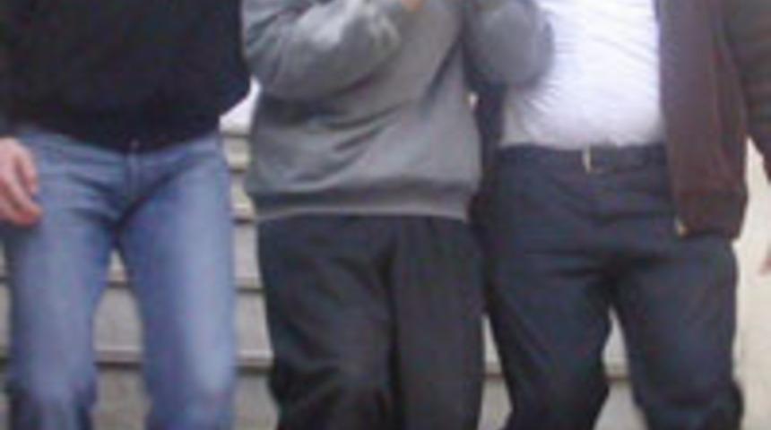 K&uuml;&ccedil;&uuml;k hırsız &ccedil;iftten biri tutuklandı