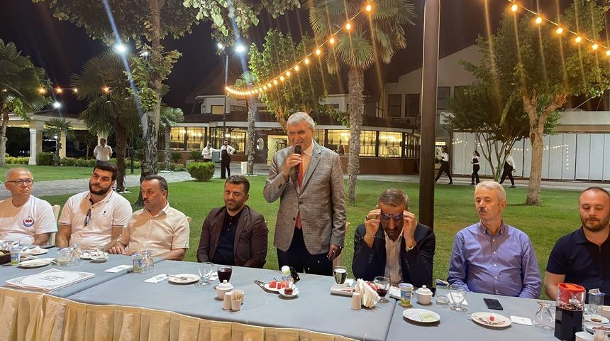 Sakarya'da görme engellilerin katıldığı kampta eğlence programı düzenlendi