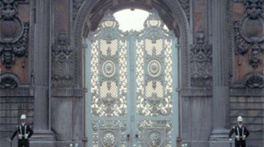 Dolmabah&ccedil;e'de Atat&uuml;rk Fotoğrafları Sergisi