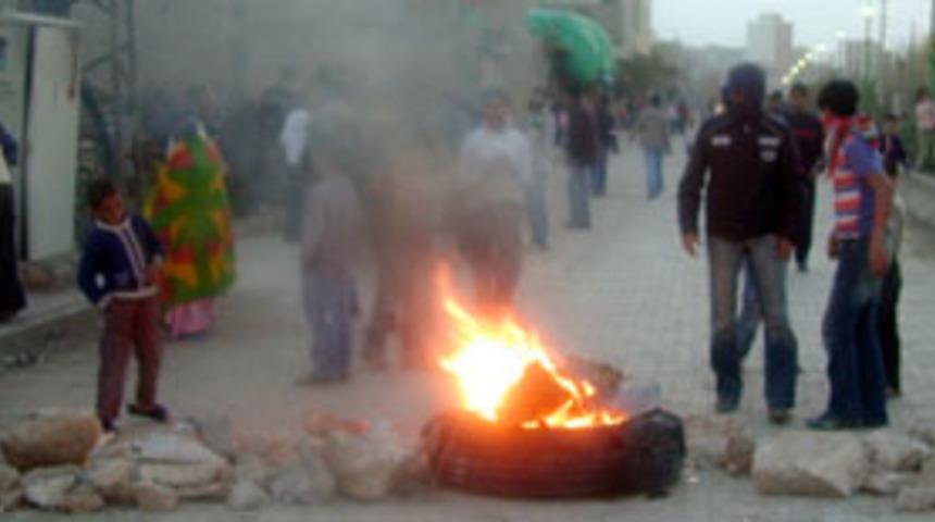 Olaylar Mardin'e de sı&ccedil;radı