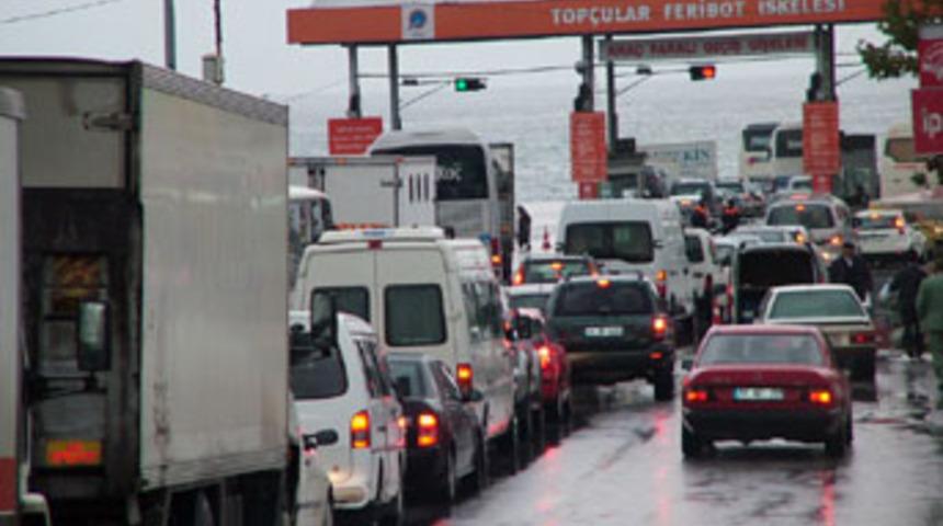 Feribot seferleri yeniden başladı