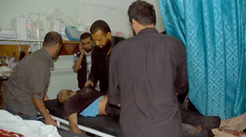 Birka&ccedil; saniyede ailesinden 16 kişiyi kaybetti