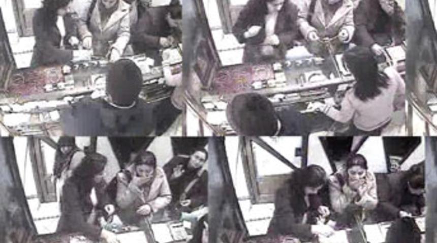 Altın yiyen hırsızlar kameraya yakalandı