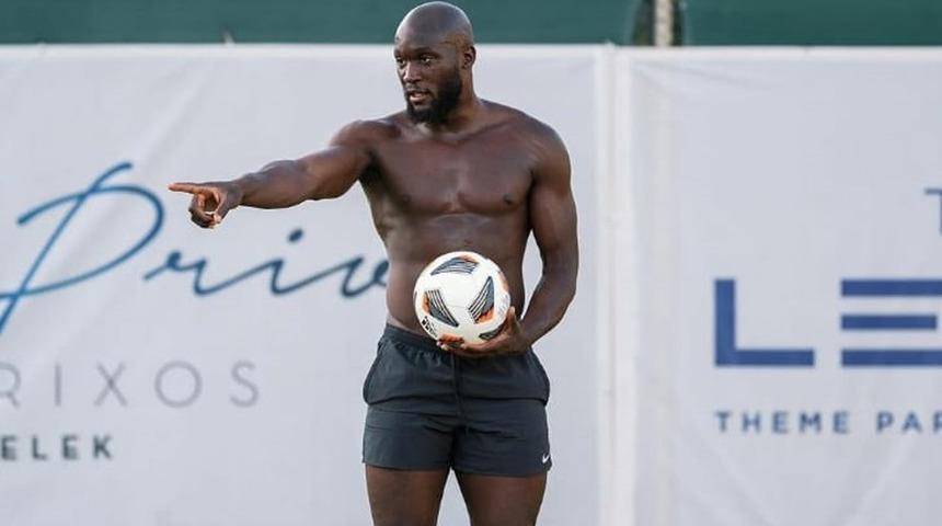 Galatasaray'a kiralık olarak önerilen Lukaku, Belek'te antrenman yapıyor