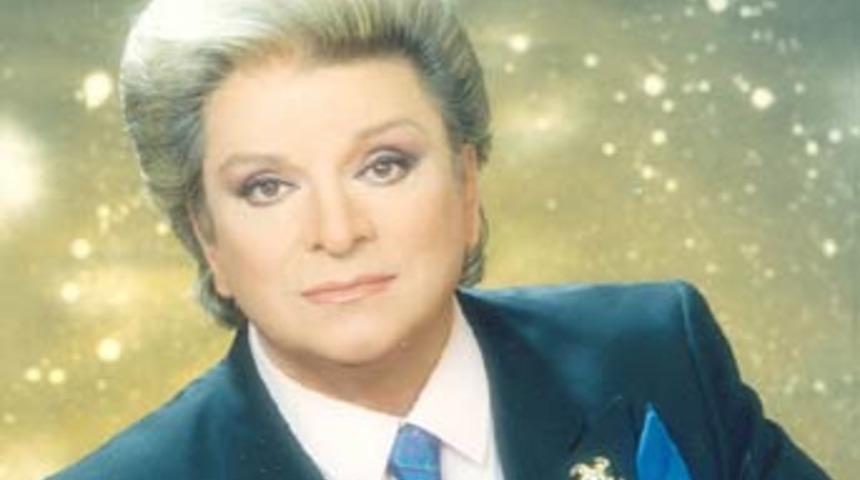 Safiye Ayla - Zeki M&uuml;ren ses yarışması