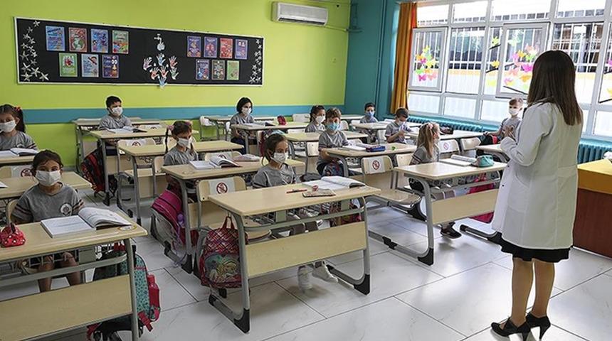 Son dakika: Milli Eğitim Bakanı Tekin duyurdu! O tarih '31 Aralık 2023' olarak değiştirildi