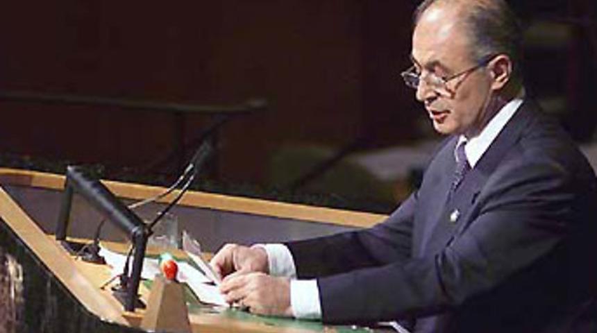 "Siyasal rejim tehlike altında"