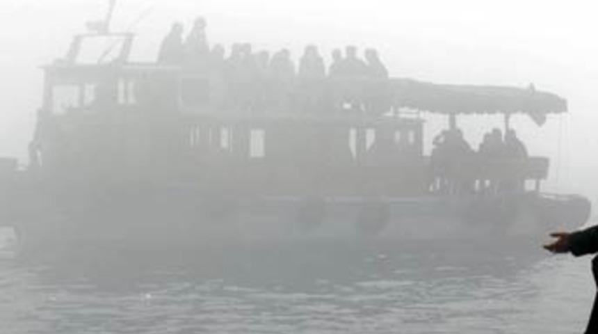 İstanbul'da deniz ulaşımına sis engeli