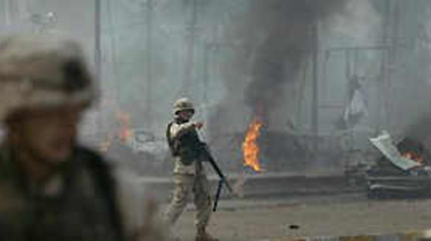 ABD askeri aracı devrildi 5 &ouml;l&uuml;