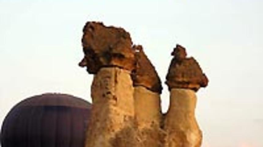 Bayram turizmcilerin y&uuml;z&uuml;n&uuml; g&uuml;ld&uuml;rd&uuml;