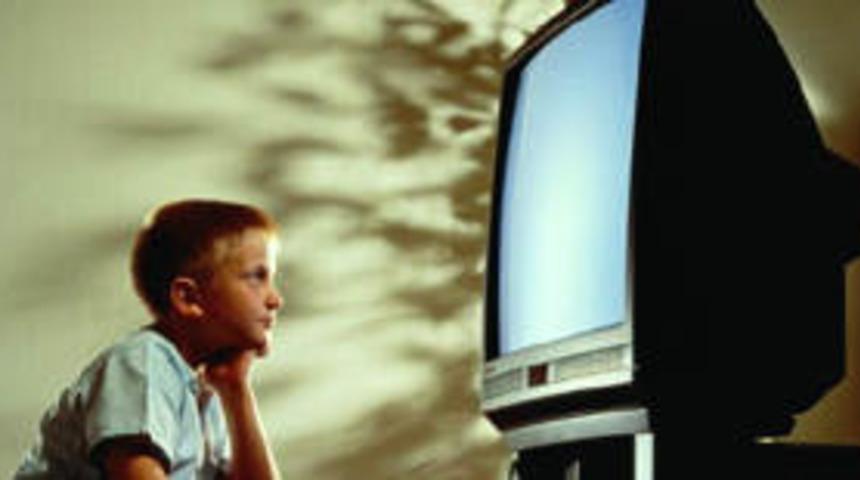 TV yayınları cinselliği k&ouml;r&uuml;kl&uuml;yor