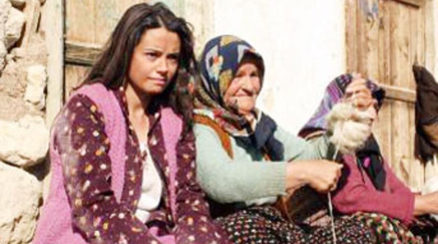 'T&ouml;re kurbanı' &Ouml;zg&uuml; Namal