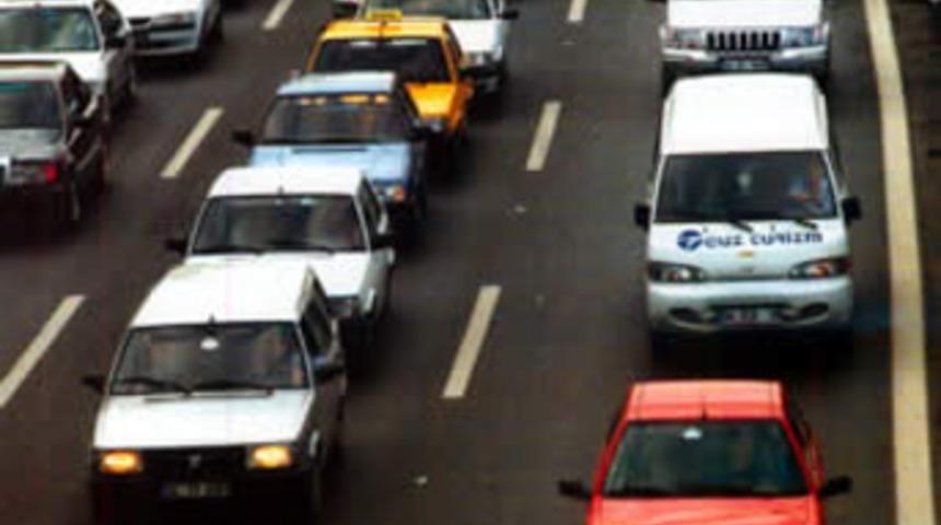 Emniyetten s&uuml;r&uuml;c&uuml;lere kış uyarısı