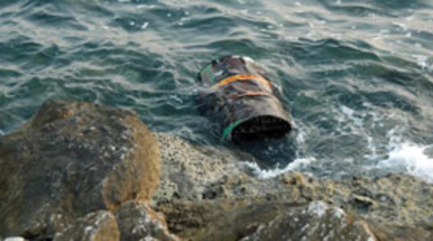 Mersin sahilinde esrarengiz varil