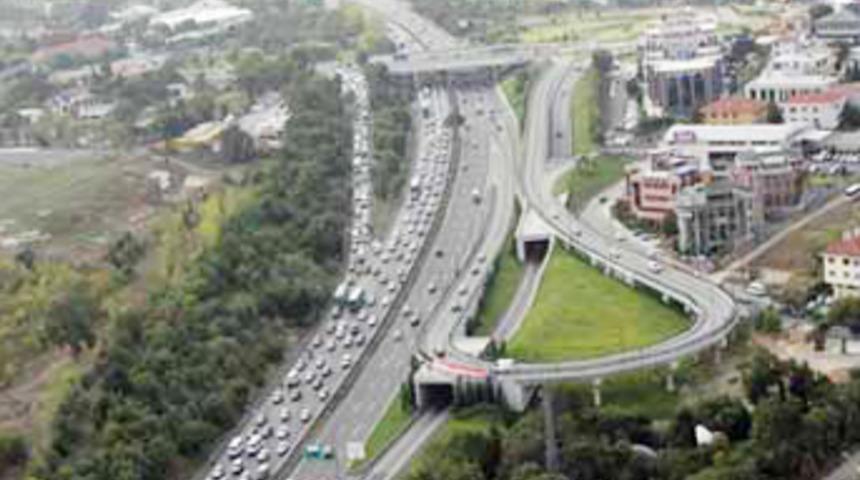 Bayram s&uuml;resince k&ouml;pr&uuml;-otoyollar &uuml;cretsiz