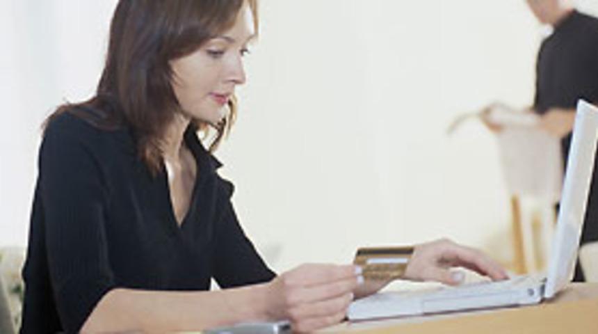 İngiltere, faiz oranlarını değiştirmedi