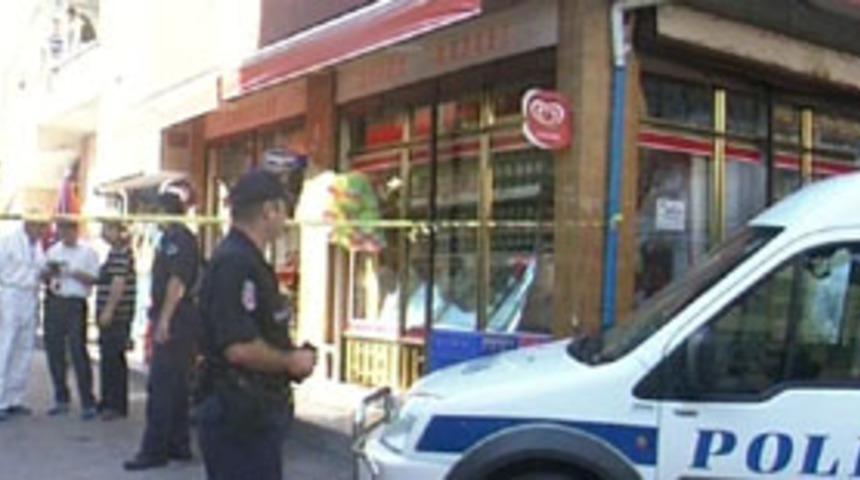 Kavgadan ka&ccedil;tılar markette &ouml;ld&uuml;ler