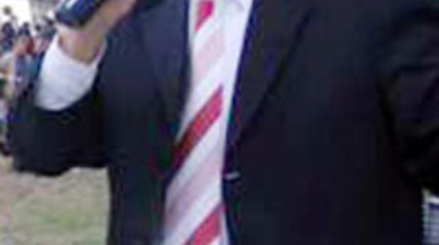 Sanat&ccedil;ı Reşit Zorluer hayatını kaybetti