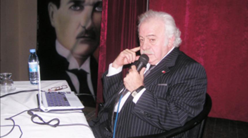 Prof. Dr. Işıkara'dan deprem hutbesi hazırlığı