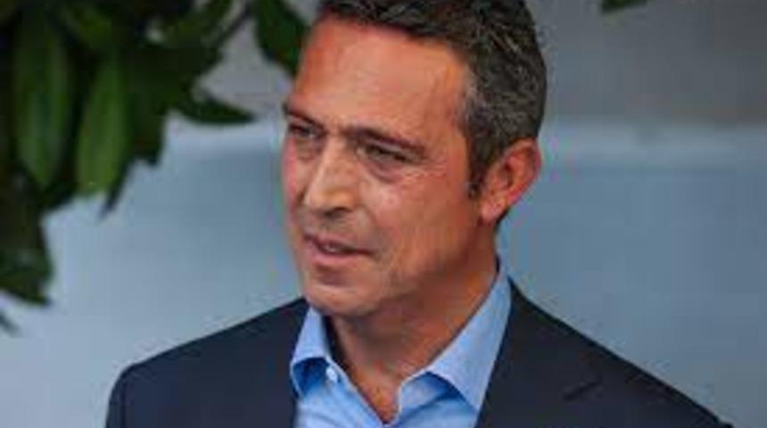 Fenerbahçe Başkanı Ali Koç'tan transfer açıklaması! "Becao'dan sonra frene basıyoruz"