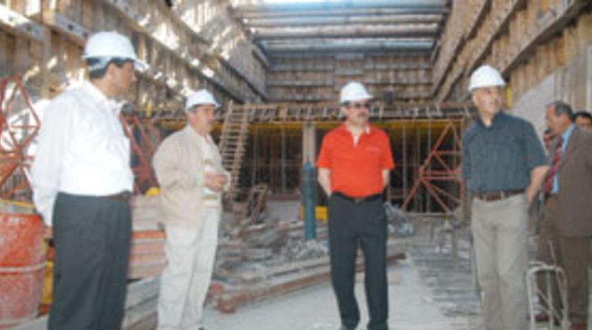 Metro inşaatları g&ouml;r&uuml;c&uuml;ye &ccedil;ıkıyor