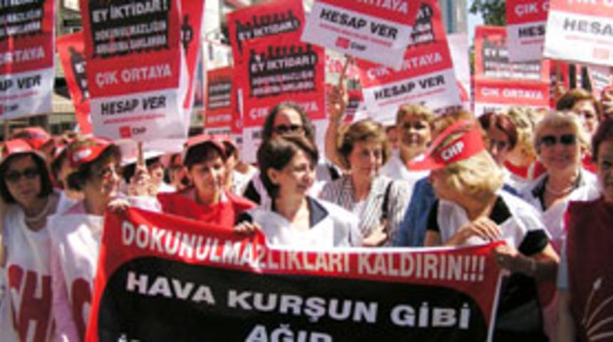 Dokunulmazlık dosyaları ertelendi