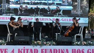 4. Burhaniye Kitap Fuarı açıldı