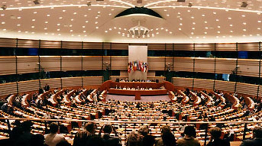 AP, imtiyazlı ortaklık &ouml;nerisini yine reddetti