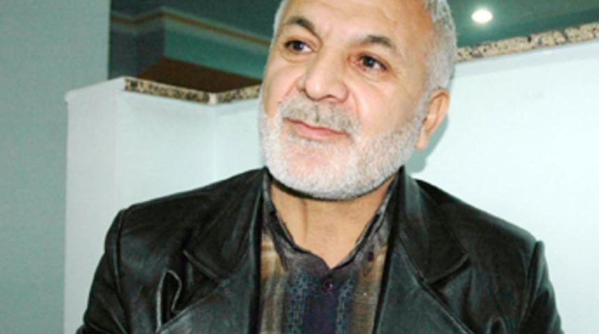 Kenan Işık'a olan benzerliğiyle şaşırtıyor