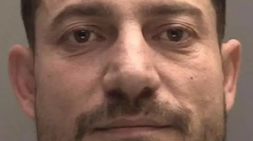 Yasak aşk yaşadığı sevgilisi ayrılmak istedi! İntikamı çok acı oldu... Müstehcen görüntülerini kocasına gönderdi