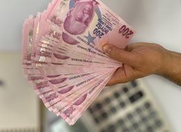 Düşük faizli kredi için yeni hamle: Cep telefonlarına mesaj gitti! Bankalar kredi musluklarını kısınca devreye onlar girdi…