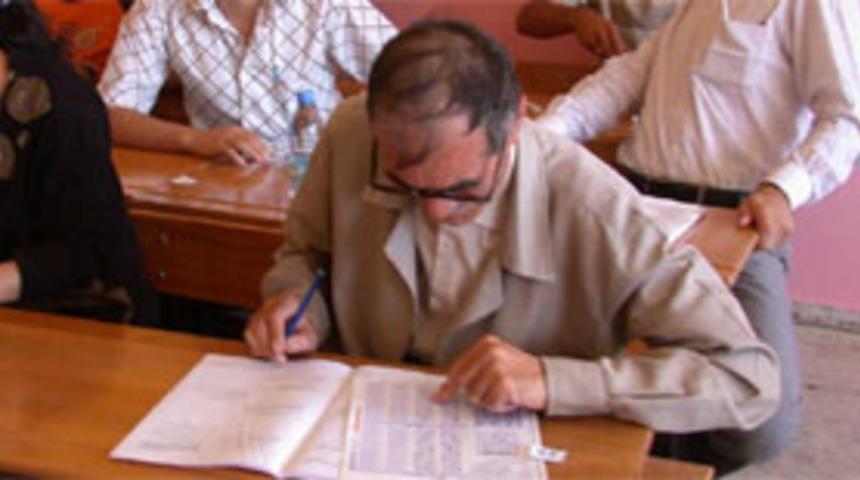 61 yaşında KPSS'ye girdi