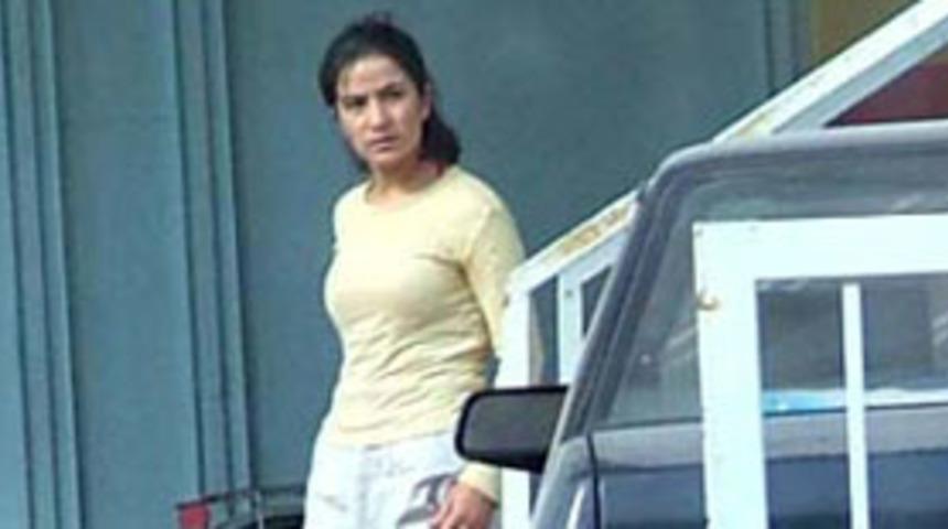 Yeni gelin, kocasının kardeşini &ouml;ld&uuml;rd&uuml;